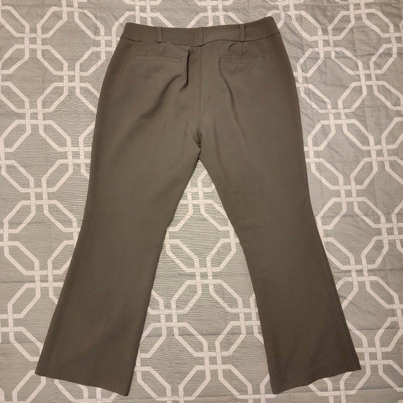 New York & Co pants 14 Petite Gray in color - Picture 4 of 5